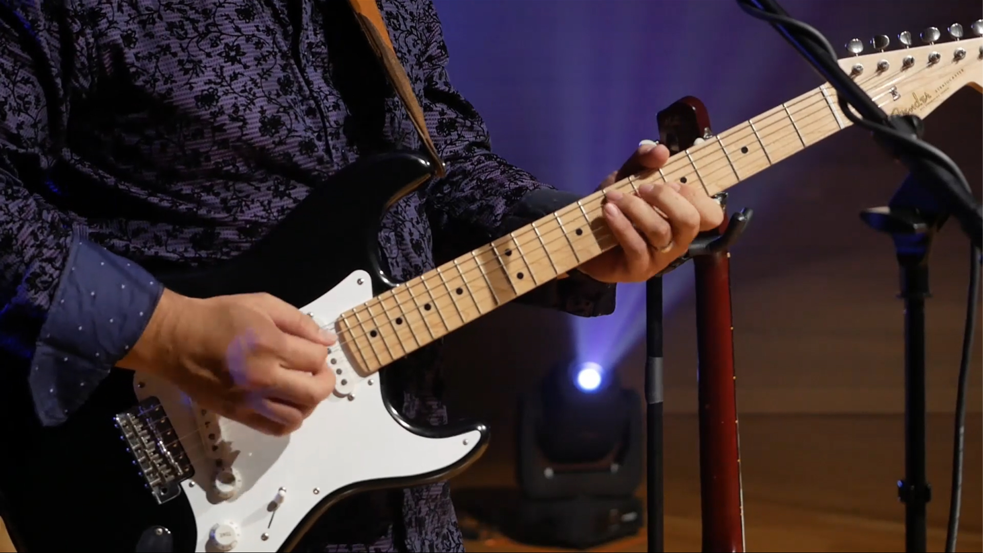 DannyO singing to a happy couple at their wedding